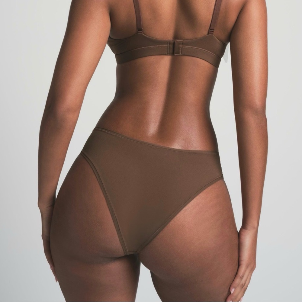 Skims NWT Cheeky tanga cocoa swimsuit bottoms medium